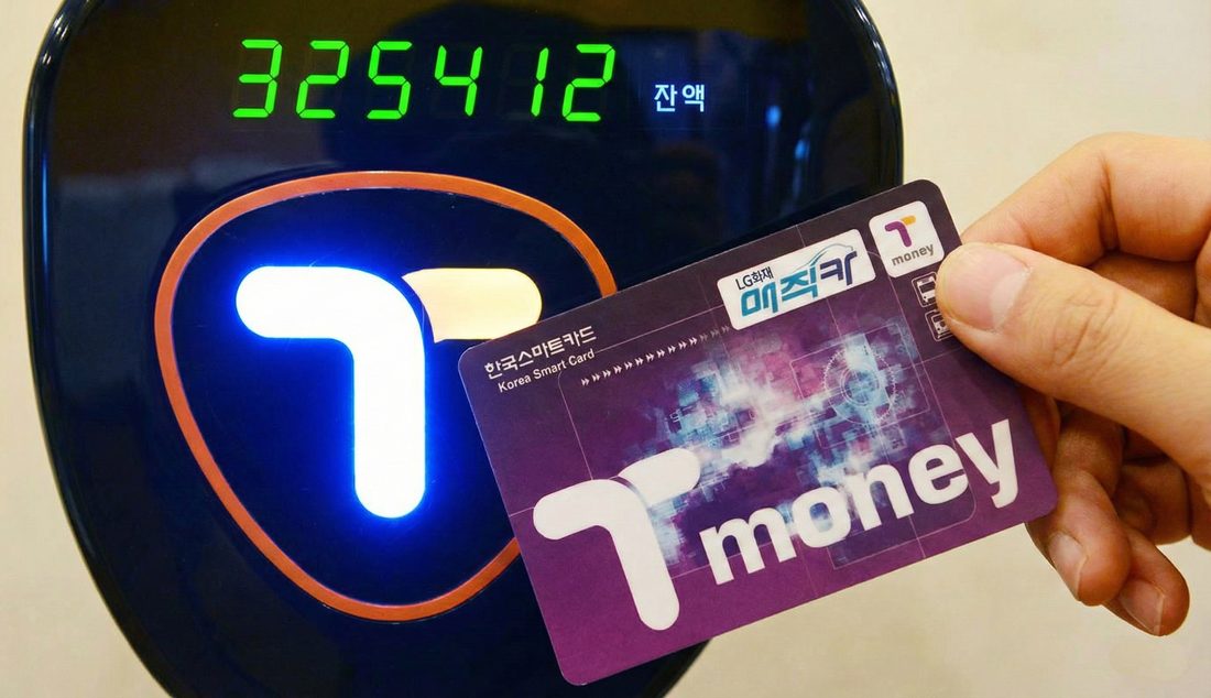 Tapping a T-money card on the fare reader